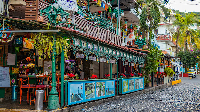 Andale's Restaurant & Bar